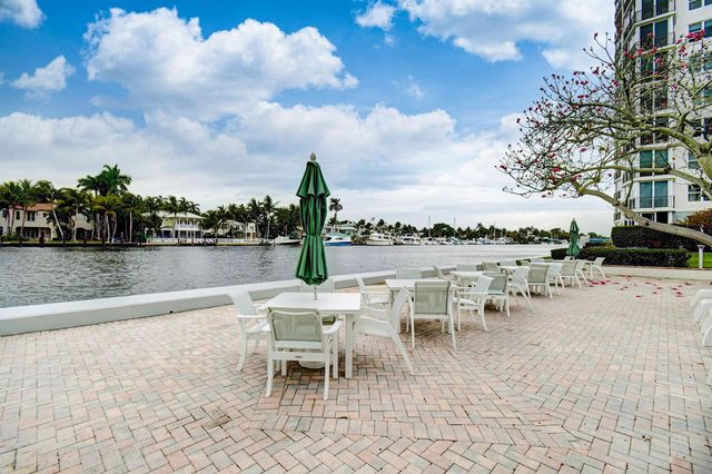 200 Macfarlane Drive N-406, Delray Beach, FL 33483