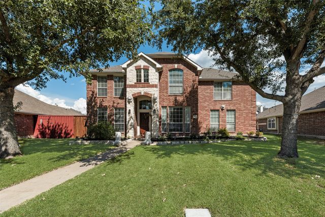 6810 Amesbury Lane, Rowlett, TX 75089