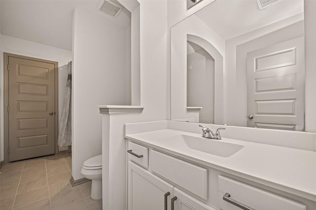 2225 Bellano Bay Drive, La Marque, TX 77568