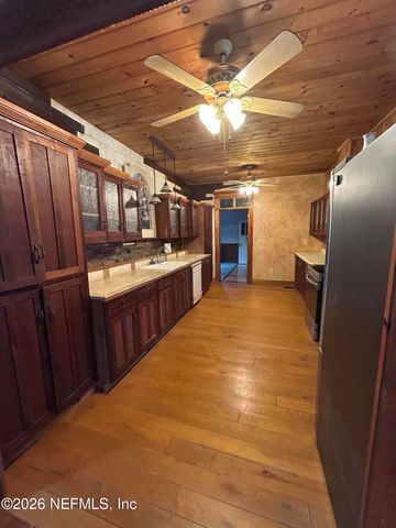 403 N WALNUT Street, Starke, FL 32091