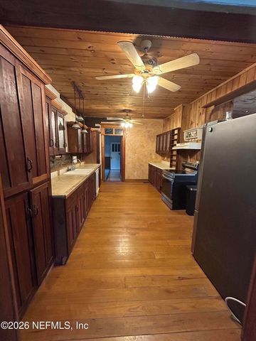 403 N WALNUT Street, Starke, FL 32091