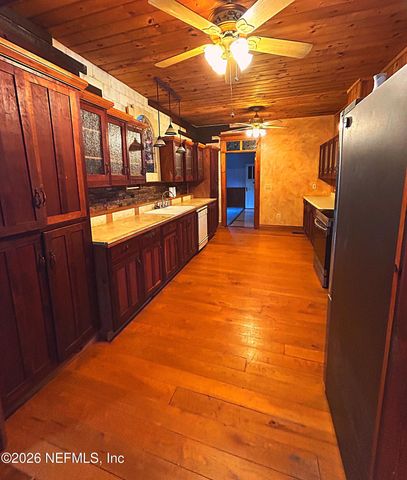 403 N WALNUT Street, Starke, FL 32091