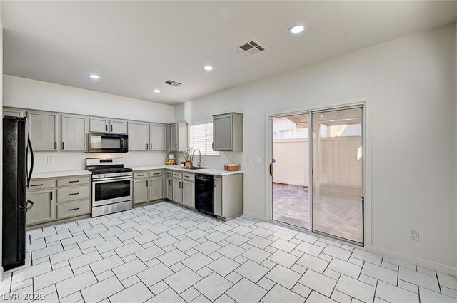 8062 Imperial Treasure Street, Las Vegas, NV 89139