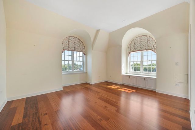 50 N Plum Grove Road 606E, Palatine, IL 60067