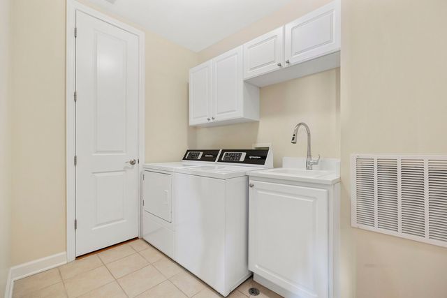 50 N Plum Grove Road 606E, Palatine, IL 60067