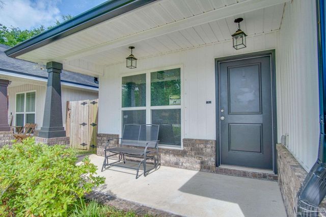 8626 Walnut Ave, Pensacola, FL 32534