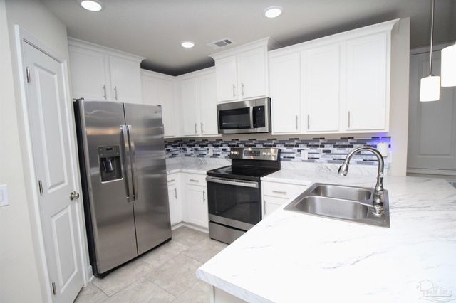 8626 Walnut Ave, Pensacola, FL 32534