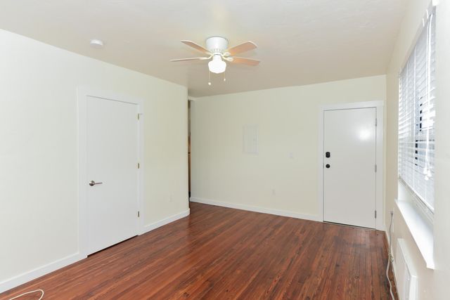 717 2nd Ave S 5, Lake Worth Beach, FL 33460