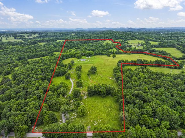 439 Philippi Road, Wartrace, TN 37183