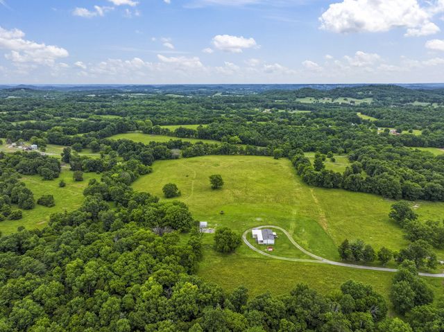 439 Philippi Road, Wartrace, TN 37183