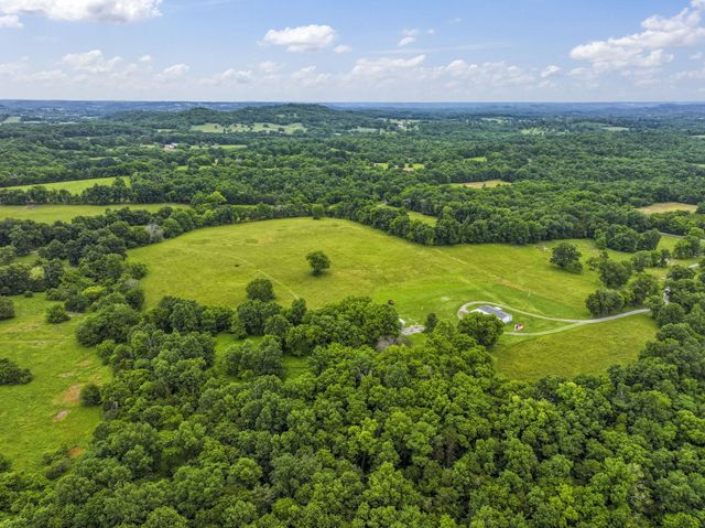 439 Philippi Road, Wartrace, TN 37183