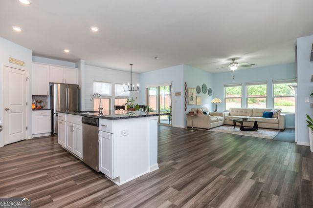 631 Valdosta Drive, Canton, GA 30114