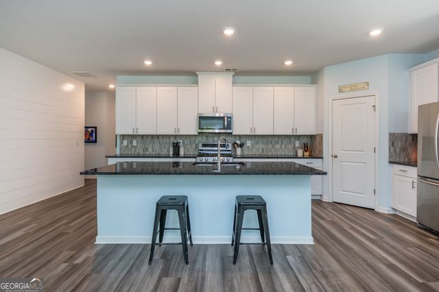 631 Valdosta Drive, Canton, GA 30114