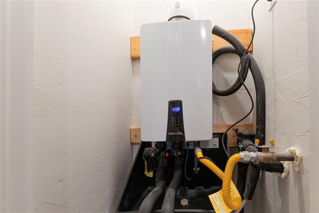 12401 Velvet Ash Avenue, Oklahoma City, OK 73173