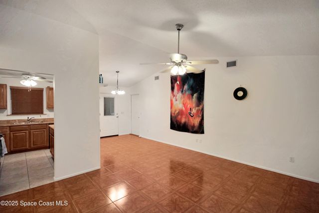 1426 Healey Street NW, Palm Bay, FL 32907