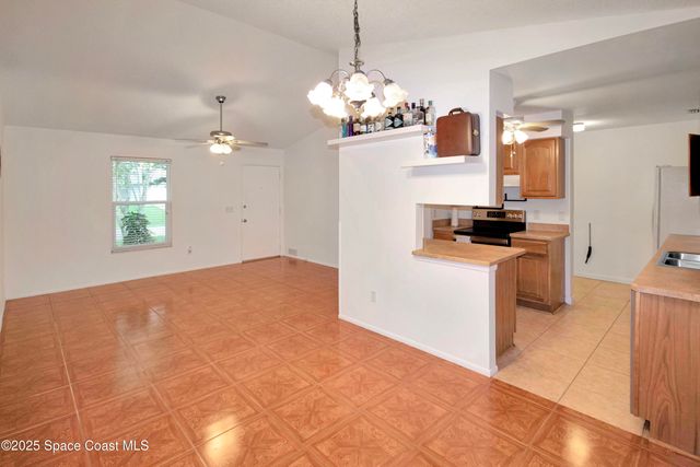 1426 Healey Street NW, Palm Bay, FL 32907