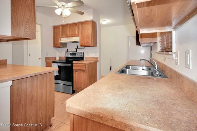 1426 Healey Street NW, Palm Bay, FL 32907