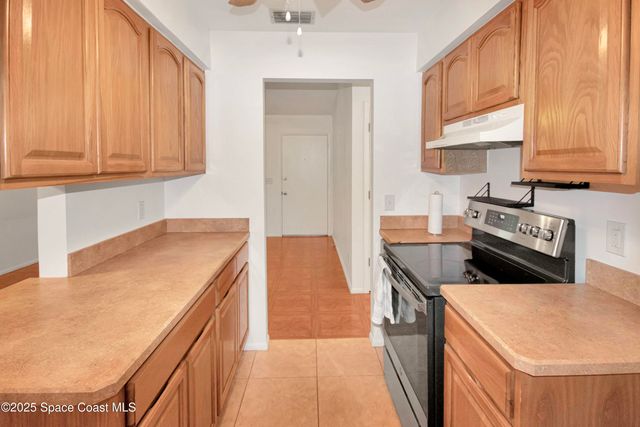 1426 Healey Street NW, Palm Bay, FL 32907