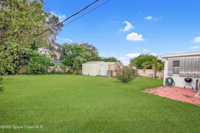 1426 Healey Street NW, Palm Bay, FL 32907