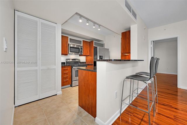 7350 SW 89th Street 1410S, Miami, FL 33156