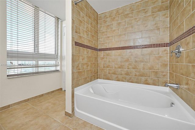 7350 SW 89th Street 1410S, Miami, FL 33156