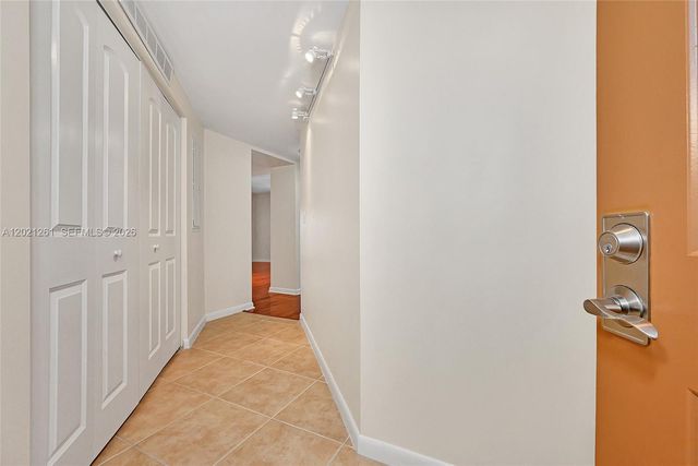 7350 SW 89th Street 1410S, Miami, FL 33156