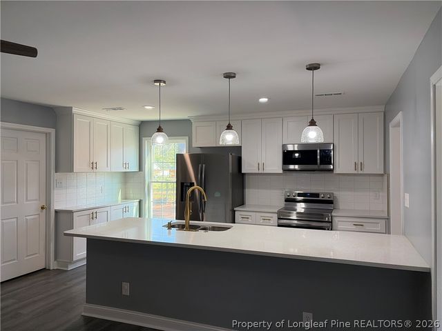 5811 Paragon Point, Hope Mills, NC 28348