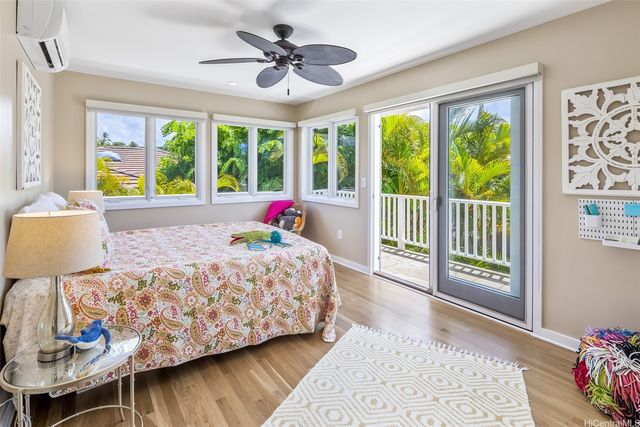 223 Kaalawai Place, Honolulu, HI 96816