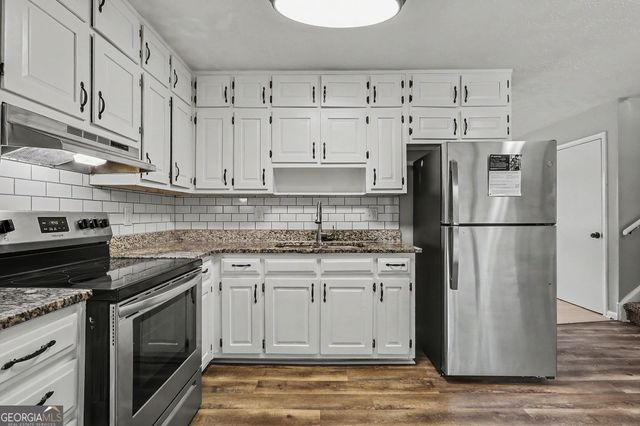 2538 Burton Circle, Morrow, GA 30260