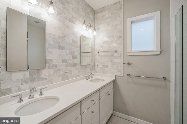 1246 E FLETCHER ST, Philadelphia, PA 19125