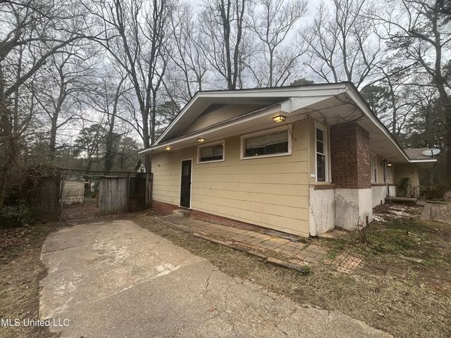 3129 Adrienne Drive, Jackson, MS 39212