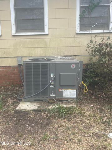 3129 Adrienne Drive, Jackson, MS 39212