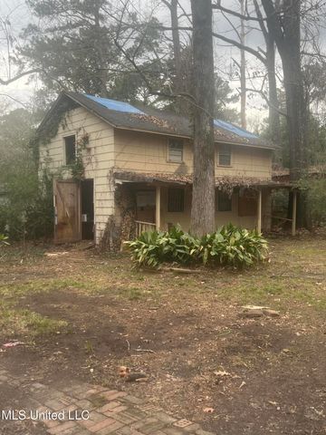 3129 Adrienne Drive, Jackson, MS 39212