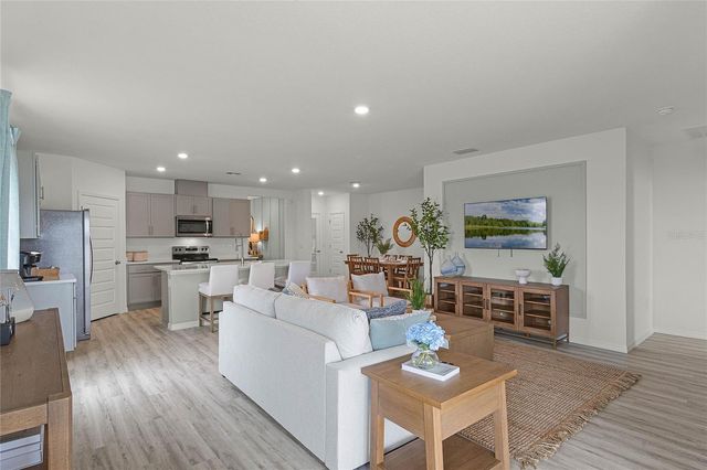 7851 FORREST FOX WAY, Lakeland, FL 33810