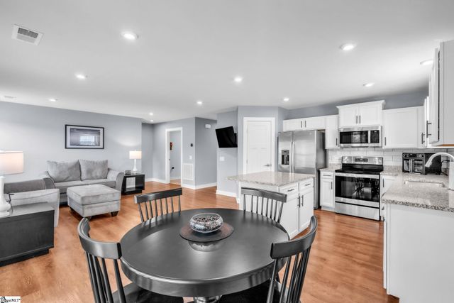 118 Timberwild Drive, Greenville, SC 29605