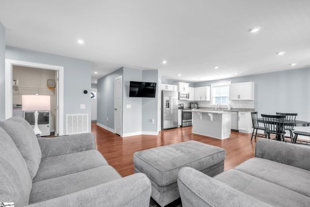 118 Timberwild Drive, Greenville, SC 29605