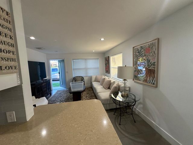 300 Central Drive, West Palm Beach, FL 33405