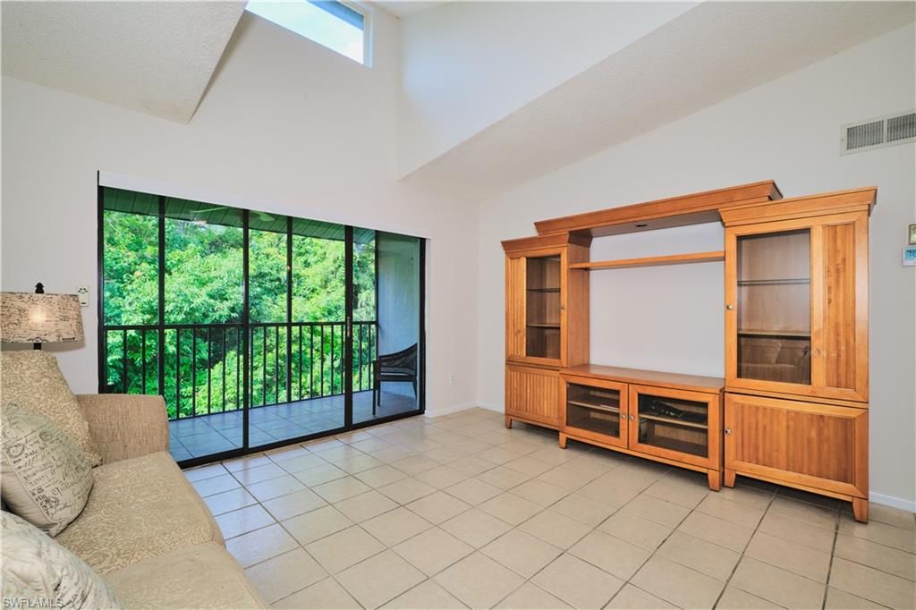 9650 Green Cypress LN 22, FORT MYERS, FL 33905 — photo 3