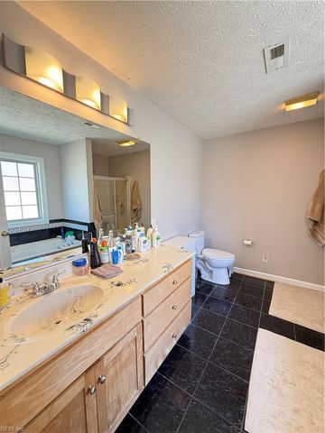 115 Sheldon CT, Yorktown, VA 23693