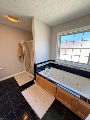 115 Sheldon CT, Yorktown, VA 23693
