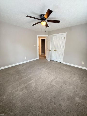 115 Sheldon CT, Yorktown, VA 23693
