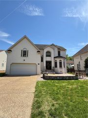 115 Sheldon CT, Yorktown, VA 23693