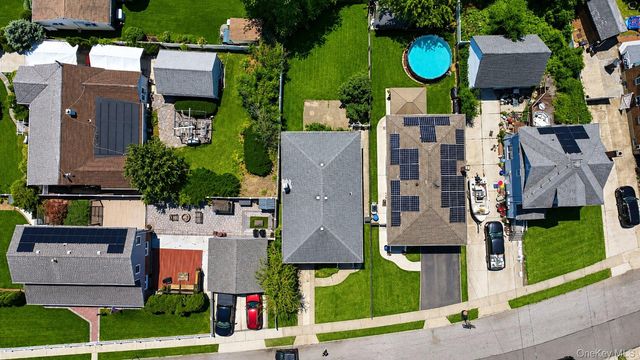 190 Hollywood Avenue, Valley Stream, NY 11581