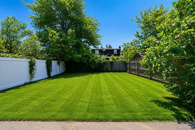 190 Hollywood Avenue, Valley Stream, NY 11581