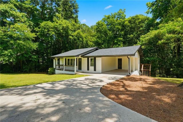 9175 Carr Cir SW, Covington, GA 30014