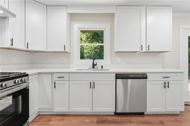 9175 Carr Cir SW, Covington, GA 30014