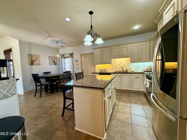 308 London Way, Pearl, MS 39208