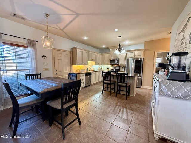 308 London Way, Pearl, MS 39208