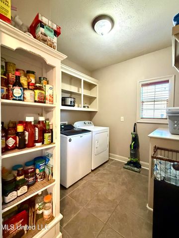 308 London Way, Pearl, MS 39208