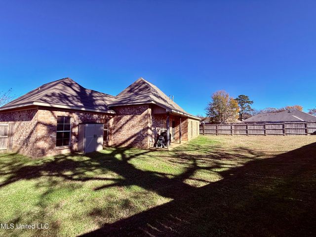 308 London Way, Pearl, MS 39208